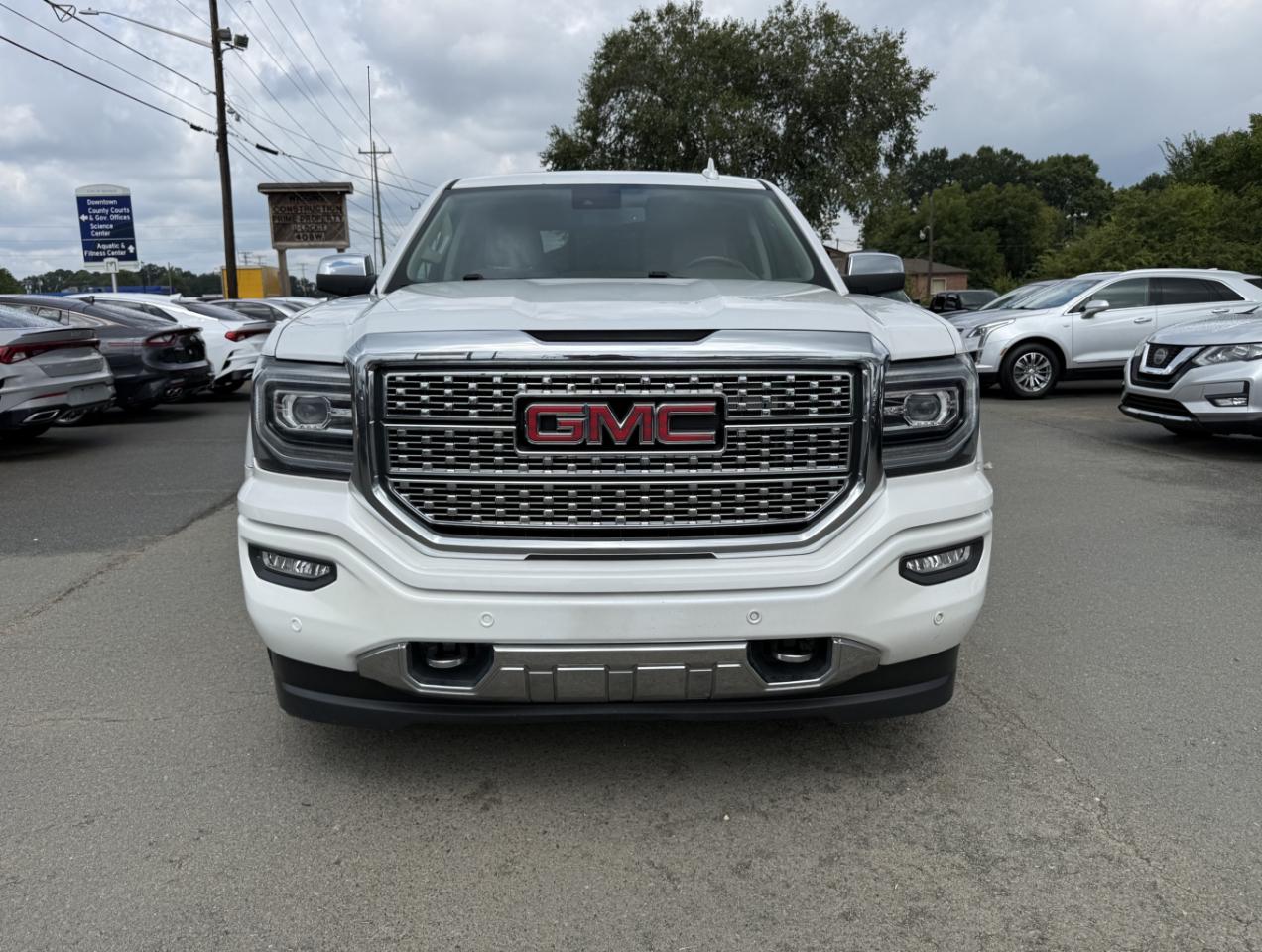 gmc sierra 1500 denali 2018 3GTU2PEJ9JG261601 image gmc sierra 1500 denali 2018 3GTU2PEJ9JG261601 image